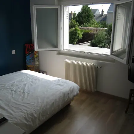 Maison De Ville Renovee *