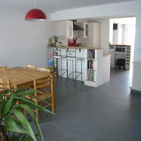 בית נופש Maison De Ville Renovee *